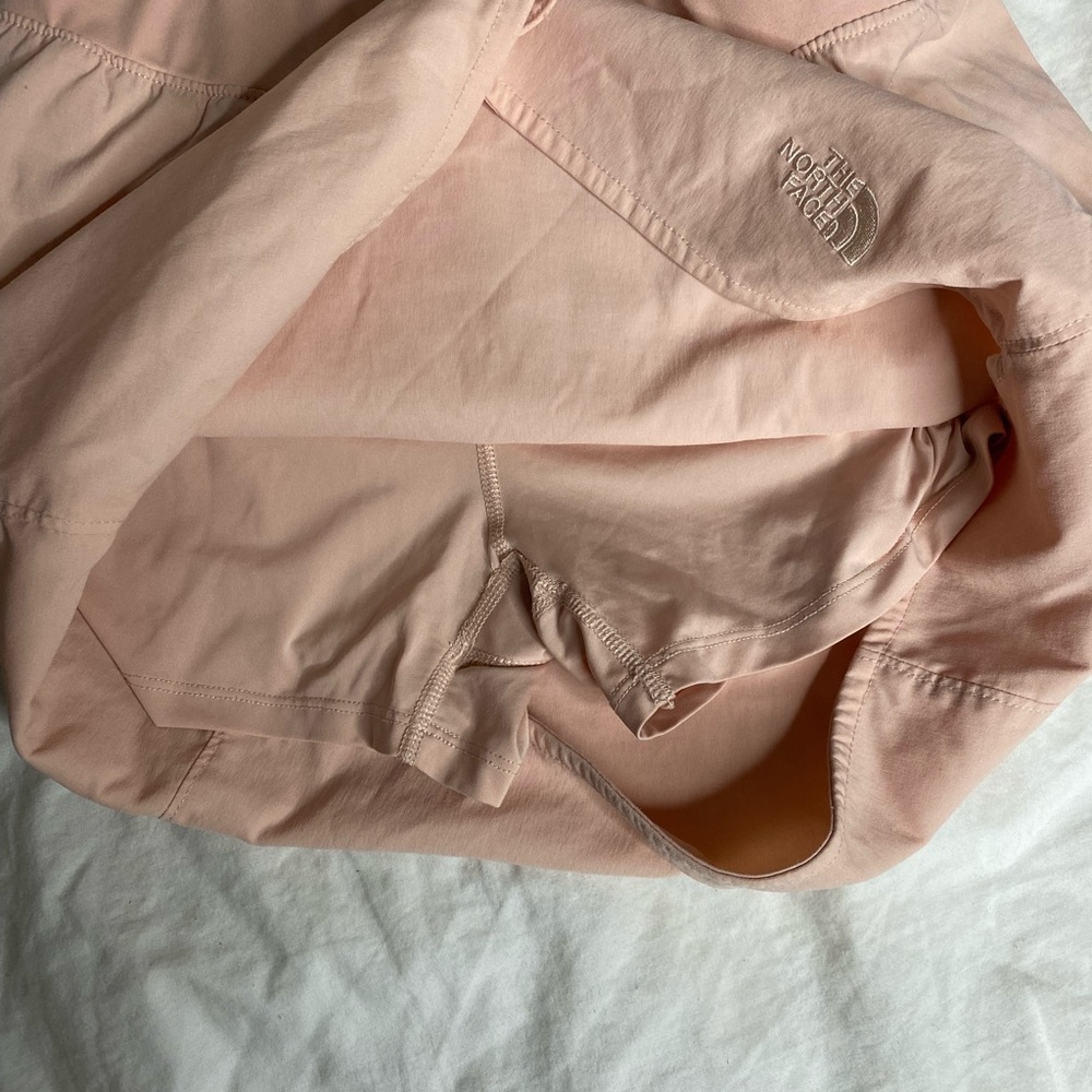 The North Face athletic  yoga paddle Women's mini Pink Skirt - Picture 4 of 7